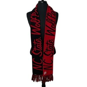 Adidas NC State Wolfpack Scarf. Black and Red with wolf logo.
